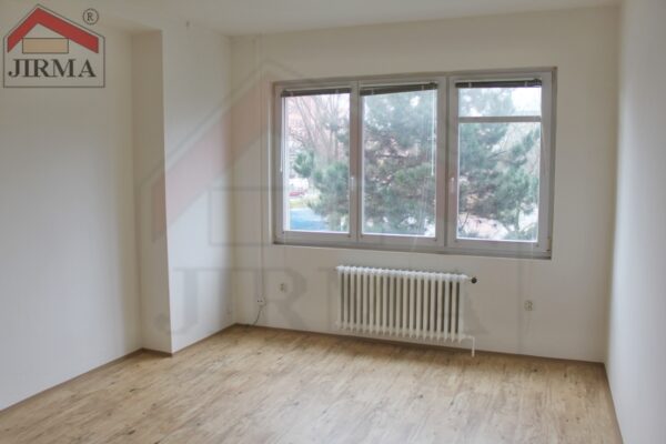 Kolín 4, čp. 608, kancelář č. 26, foto 1